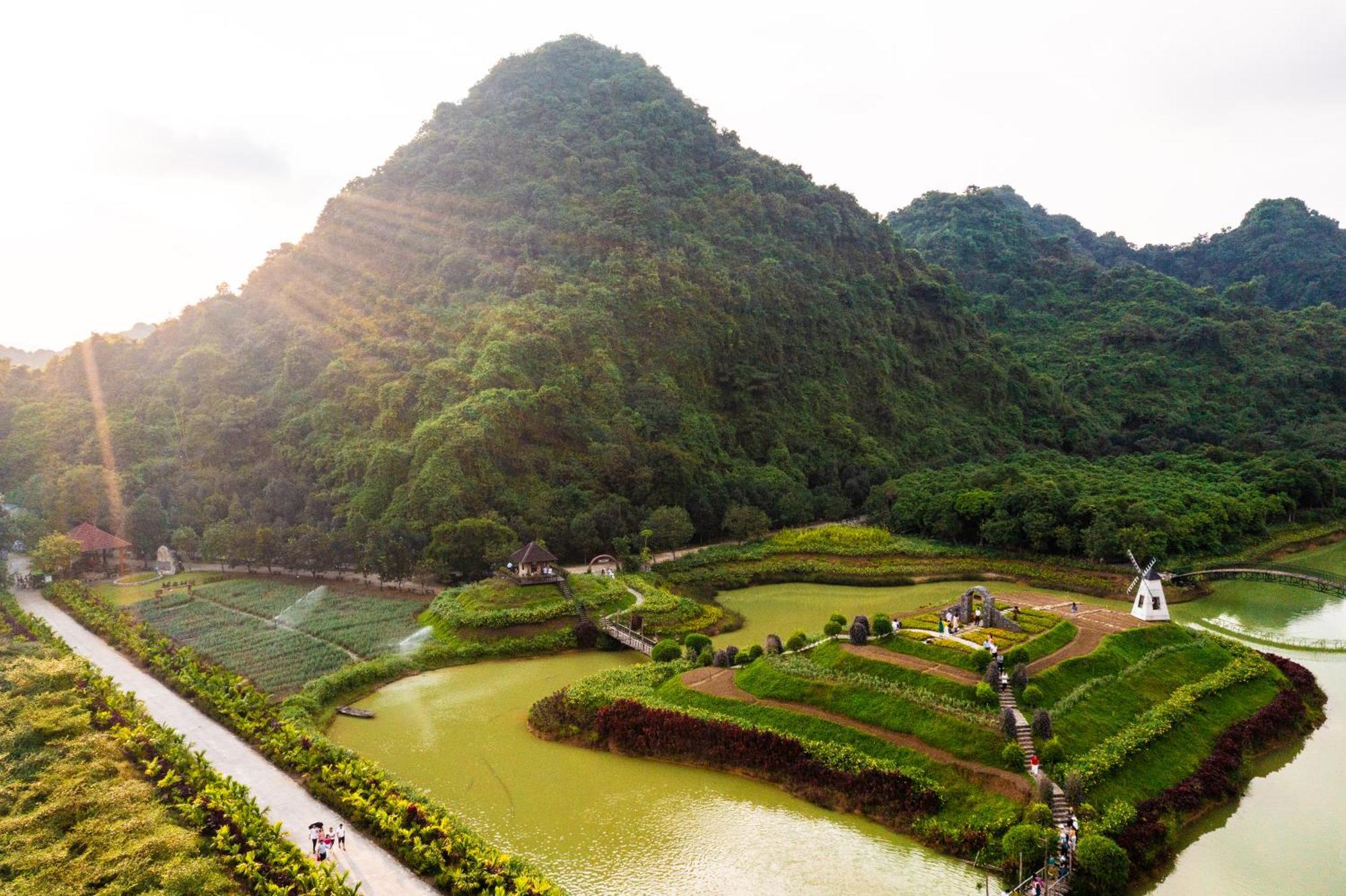 Thung Nham Resort Ninh Binh Bagian luar foto